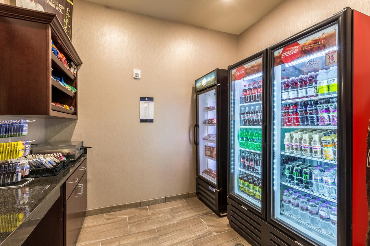 鹅卵石套房酒店-哈特福德 Hartford 外观 照片